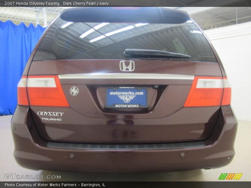 Dark Cherry Pearl / Ivory 2007 Honda Odyssey Touring