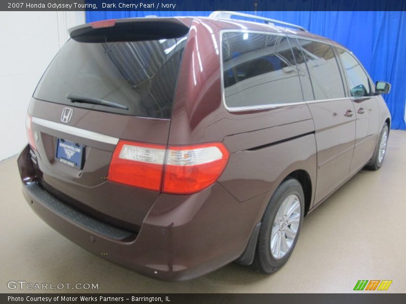 Dark Cherry Pearl / Ivory 2007 Honda Odyssey Touring