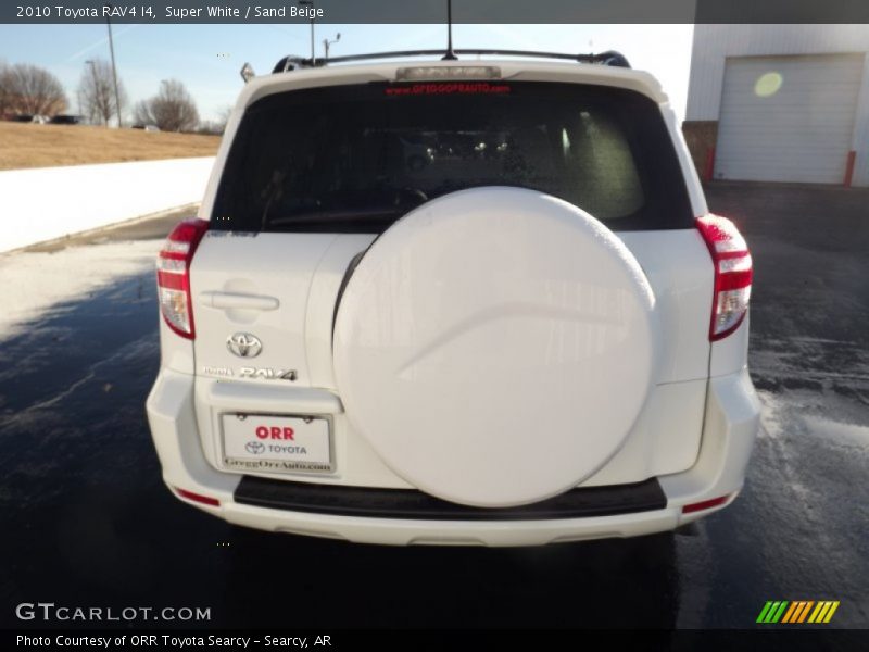Super White / Sand Beige 2010 Toyota RAV4 I4