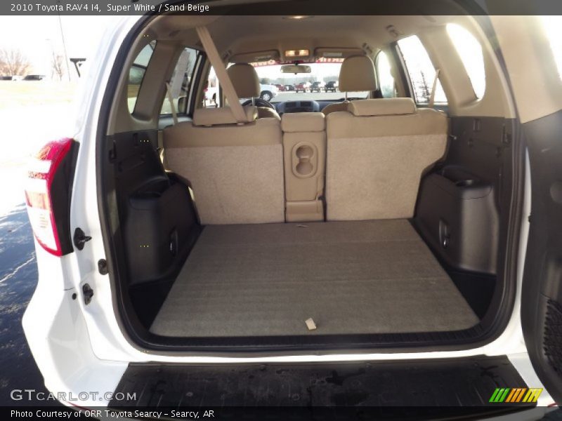Super White / Sand Beige 2010 Toyota RAV4 I4