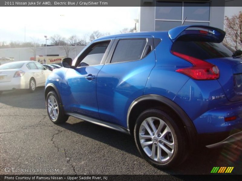 Electric Blue / Gray/Silver Trim 2011 Nissan Juke SV AWD