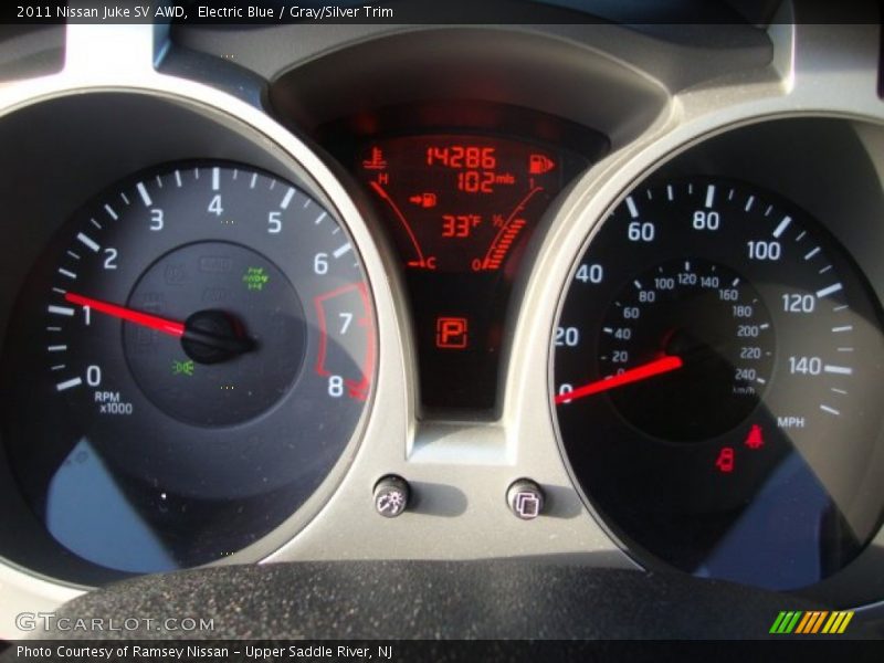 Electric Blue / Gray/Silver Trim 2011 Nissan Juke SV AWD