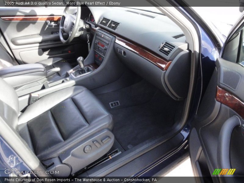 Moro Blue Pearl Effect / Ebony 2005 Audi A4 3.0 quattro Sedan