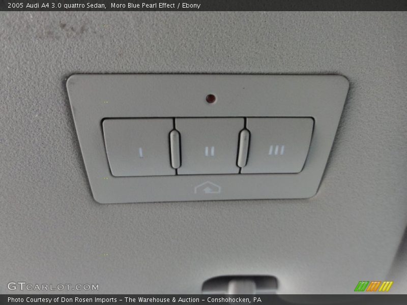 Controls of 2005 A4 3.0 quattro Sedan