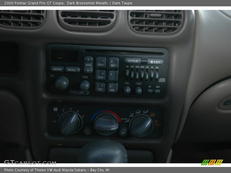 Controls of 2000 Grand Prix GT Coupe