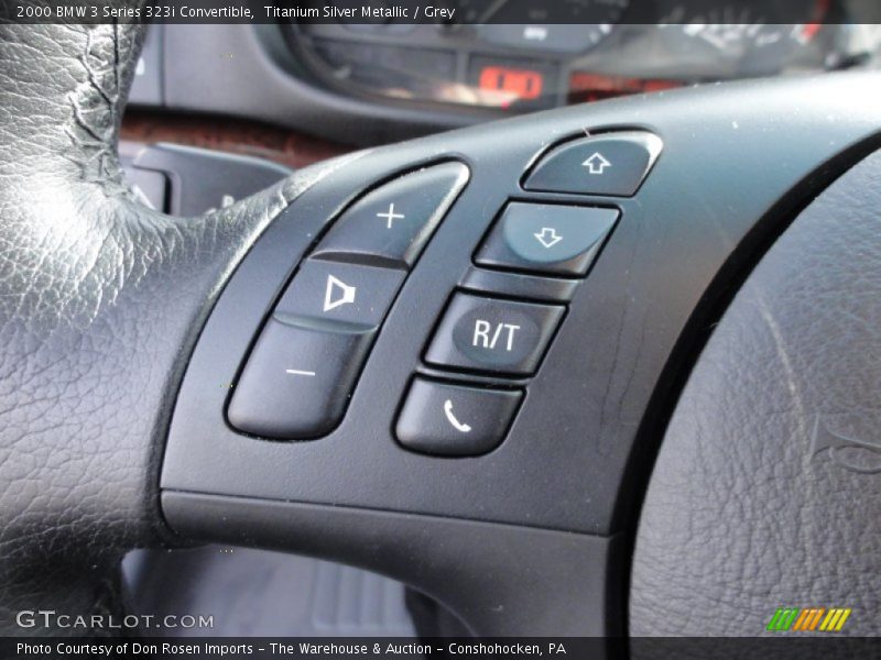 Controls of 2000 3 Series 323i Convertible