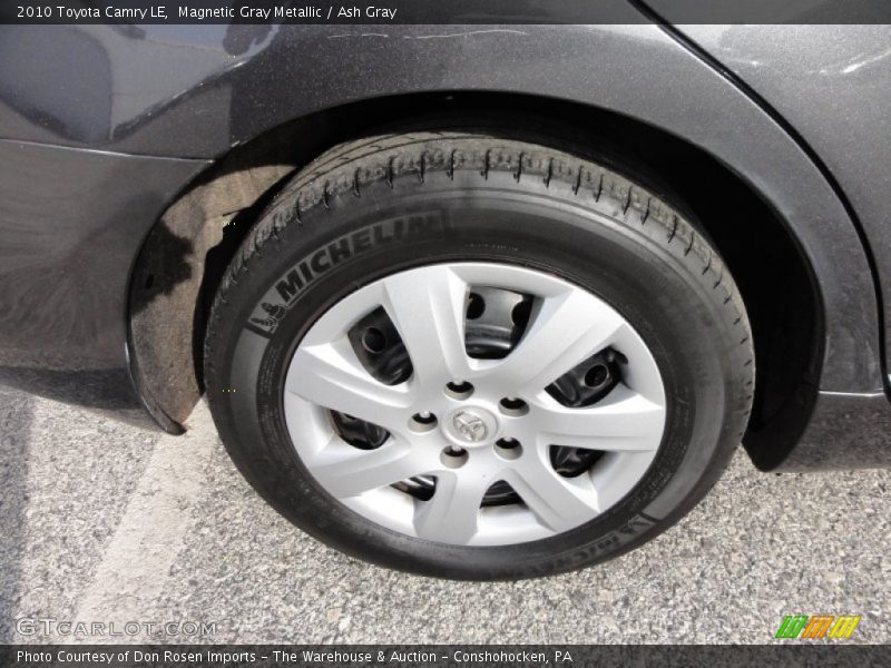 Magnetic Gray Metallic / Ash Gray 2010 Toyota Camry LE