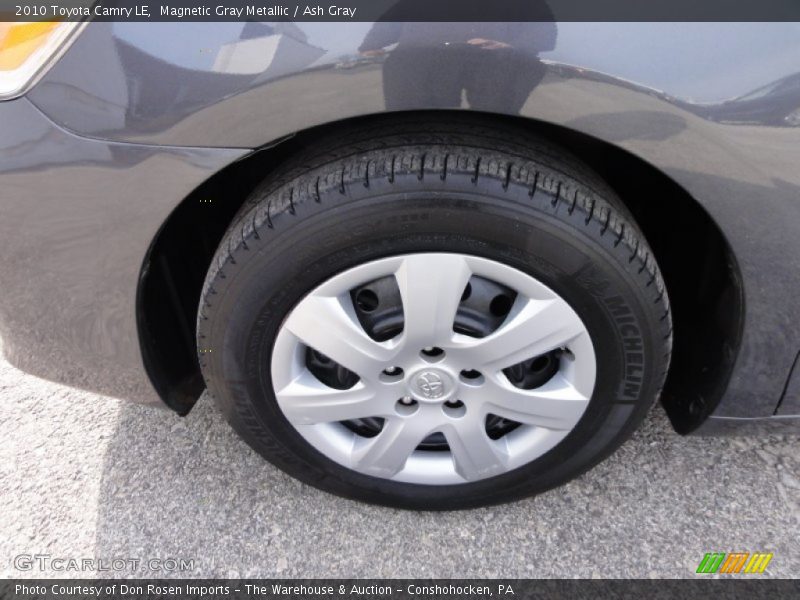 Magnetic Gray Metallic / Ash Gray 2010 Toyota Camry LE