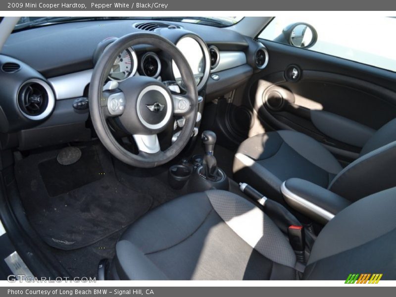 Pepper White / Black/Grey 2009 Mini Cooper Hardtop