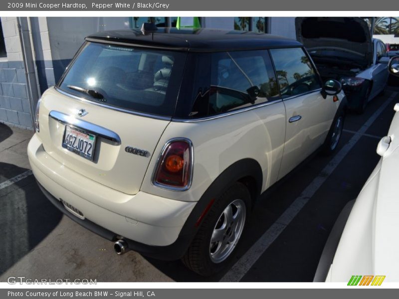 Pepper White / Black/Grey 2009 Mini Cooper Hardtop