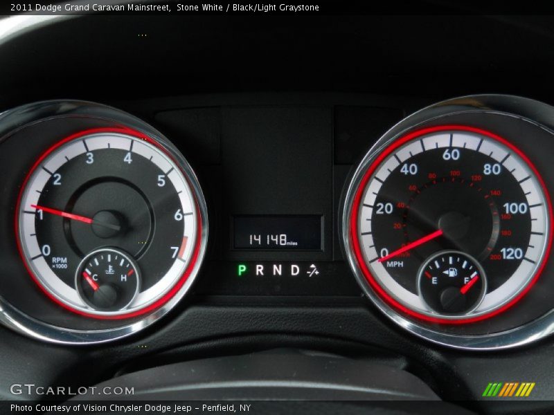 Stone White / Black/Light Graystone 2011 Dodge Grand Caravan Mainstreet