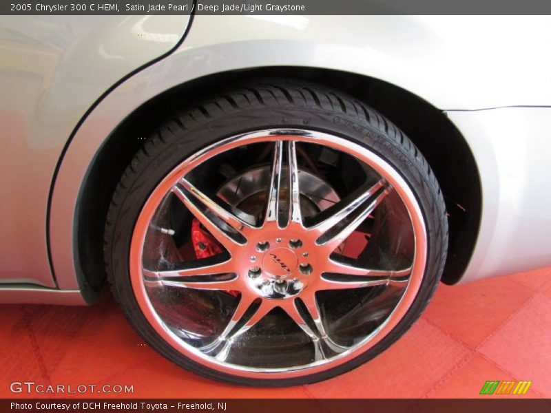 Satin Jade Pearl / Deep Jade/Light Graystone 2005 Chrysler 300 C HEMI