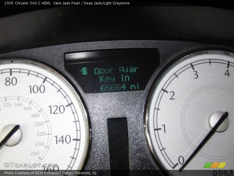 Satin Jade Pearl / Deep Jade/Light Graystone 2005 Chrysler 300 C HEMI
