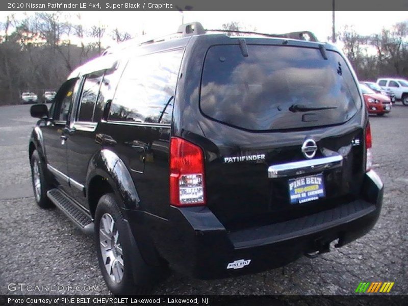 Super Black / Graphite 2010 Nissan Pathfinder LE 4x4