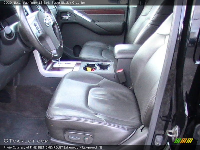 Super Black / Graphite 2010 Nissan Pathfinder LE 4x4