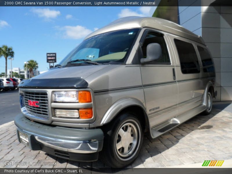 Front 3/4 View of 2000 Savana Van 1500 Passenger Conversion