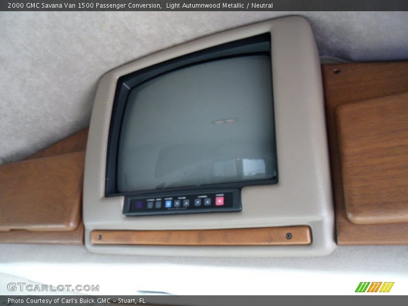 Light Autumnwood Metallic / Neutral 2000 GMC Savana Van 1500 Passenger Conversion