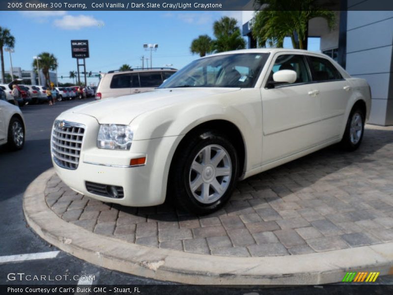 Cool Vanilla / Dark Slate Gray/Light Graystone 2005 Chrysler 300 Touring