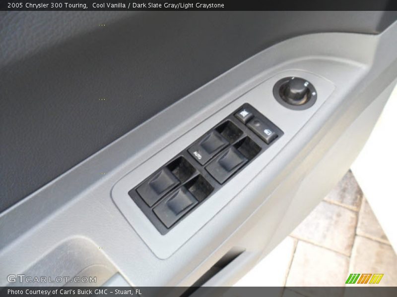 Cool Vanilla / Dark Slate Gray/Light Graystone 2005 Chrysler 300 Touring