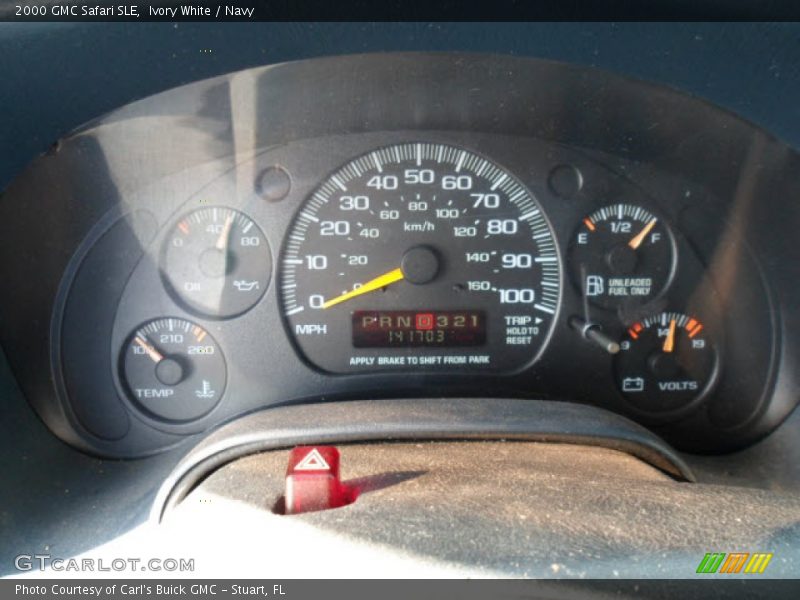 Ivory White / Navy 2000 GMC Safari SLE