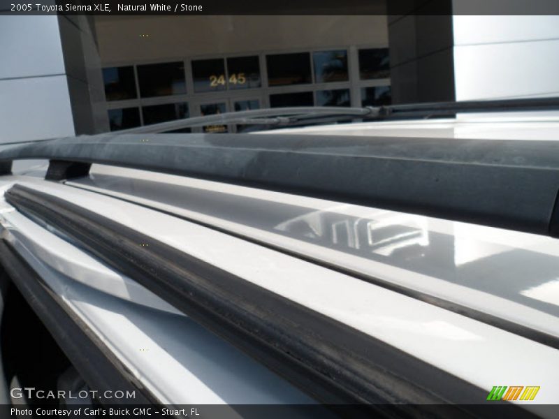Natural White / Stone 2005 Toyota Sienna XLE