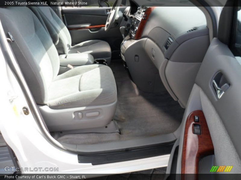 Natural White / Stone 2005 Toyota Sienna XLE