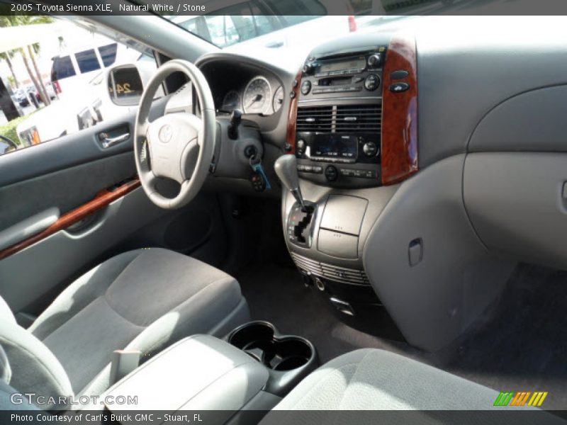 Natural White / Stone 2005 Toyota Sienna XLE