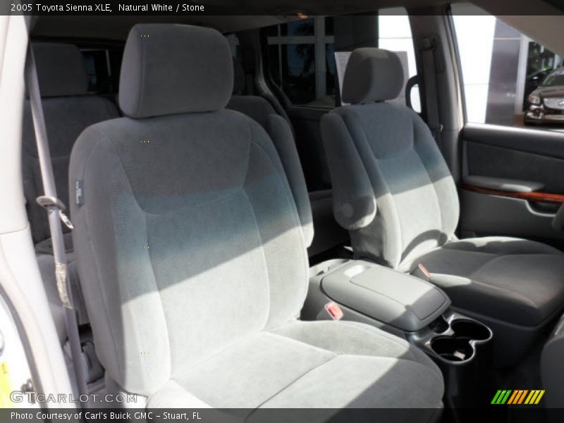 Natural White / Stone 2005 Toyota Sienna XLE