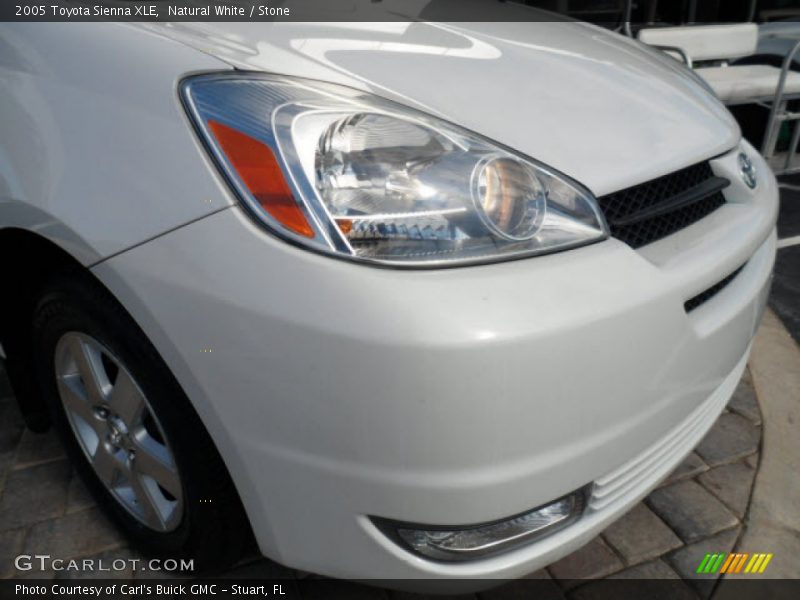 Natural White / Stone 2005 Toyota Sienna XLE