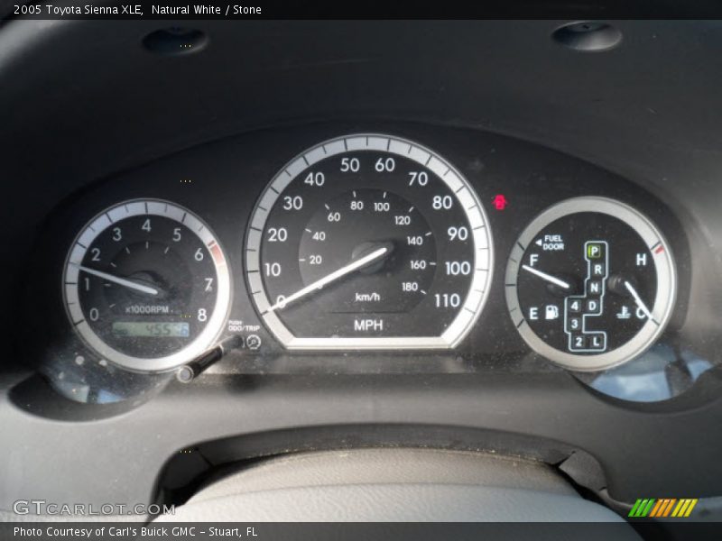 Natural White / Stone 2005 Toyota Sienna XLE