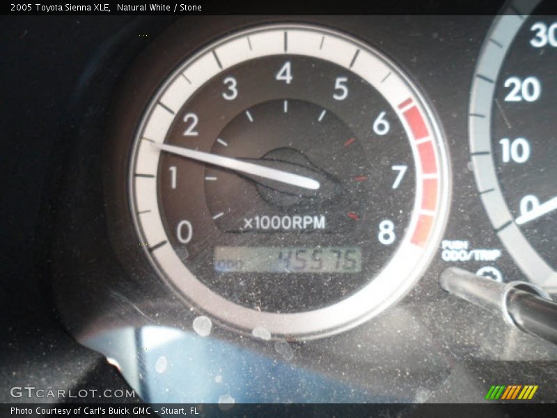Natural White / Stone 2005 Toyota Sienna XLE