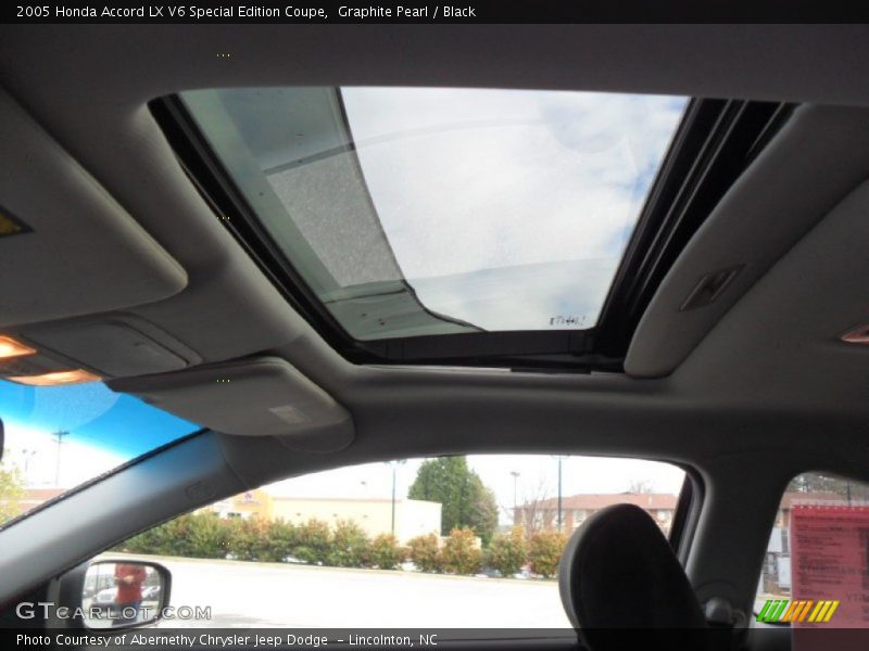 Sunroof of 2005 Accord LX V6 Special Edition Coupe