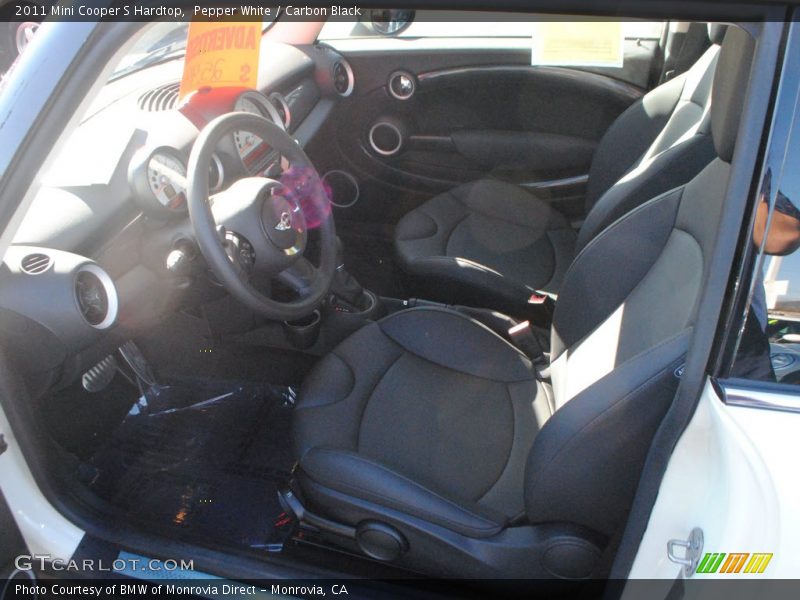 Pepper White / Carbon Black 2011 Mini Cooper S Hardtop