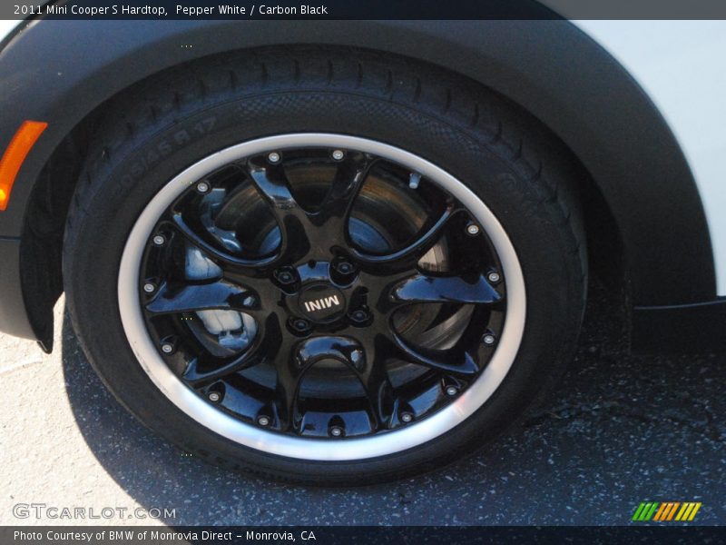 Pepper White / Carbon Black 2011 Mini Cooper S Hardtop