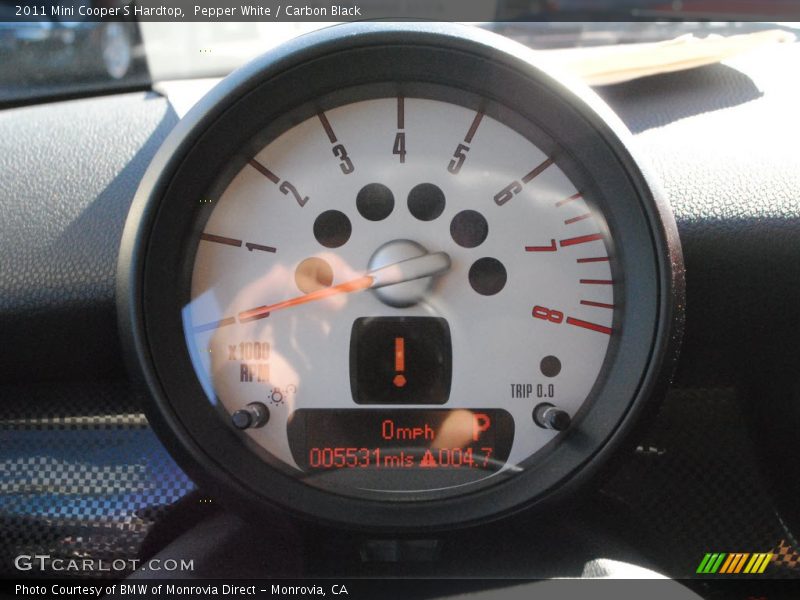 Pepper White / Carbon Black 2011 Mini Cooper S Hardtop