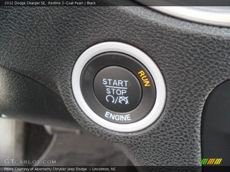 Redline 3-Coat Pearl / Black 2012 Dodge Charger SE