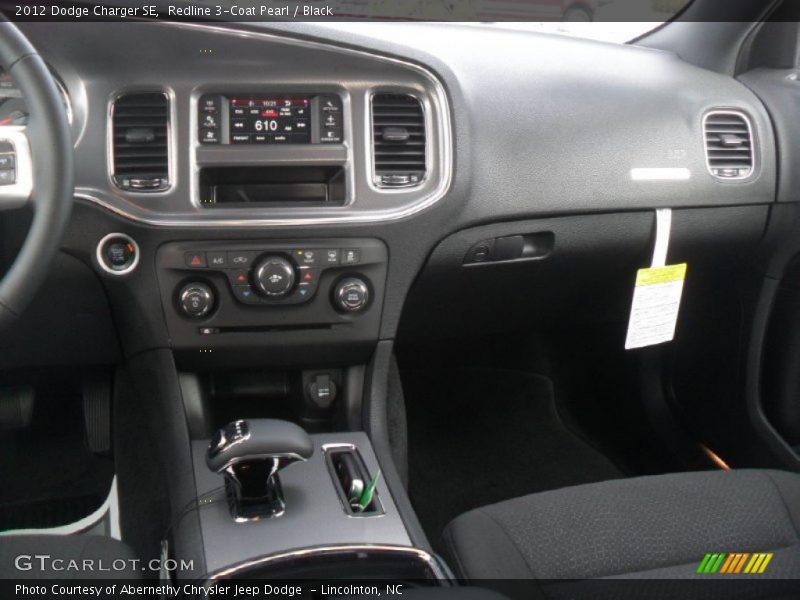 Redline 3-Coat Pearl / Black 2012 Dodge Charger SE