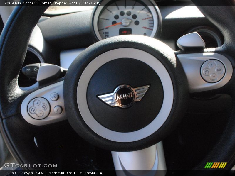 Pepper White / Black/Grey 2009 Mini Cooper Clubman