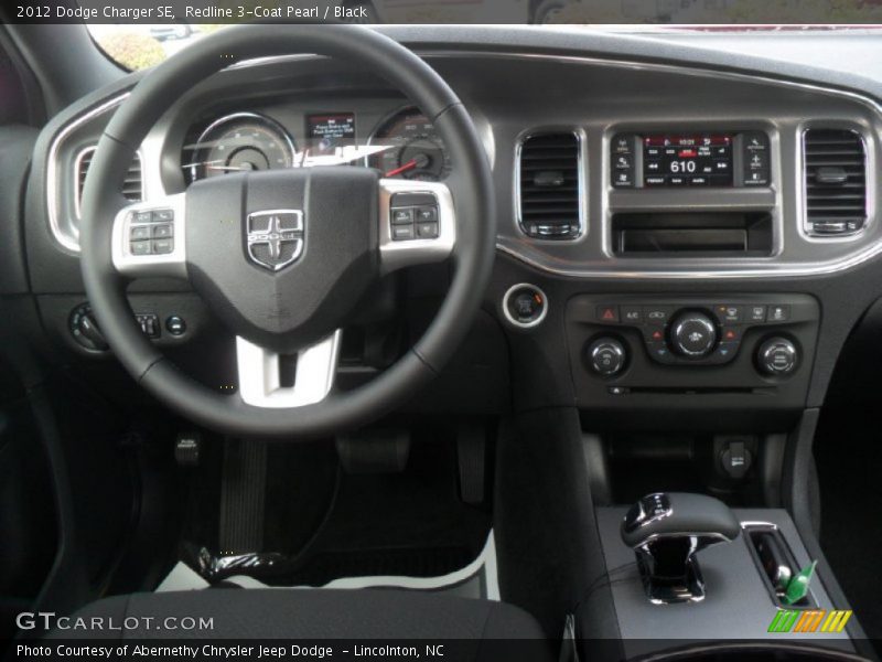 Redline 3-Coat Pearl / Black 2012 Dodge Charger SE
