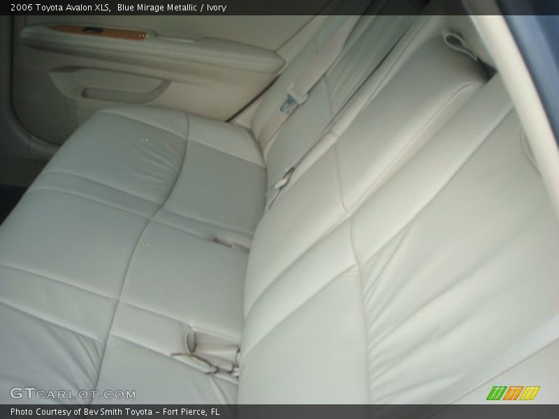 Blue Mirage Metallic / Ivory 2006 Toyota Avalon XLS