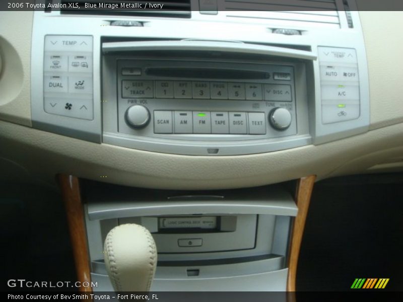 Blue Mirage Metallic / Ivory 2006 Toyota Avalon XLS