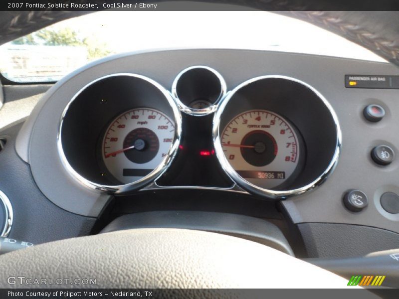 Cool Silver / Ebony 2007 Pontiac Solstice Roadster