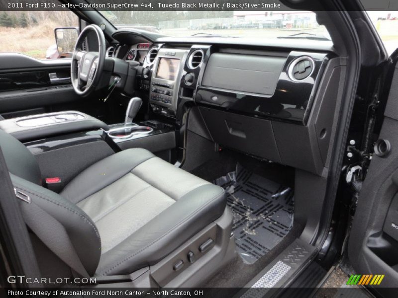 Dashboard of 2011 F150 Harley-Davidson SuperCrew 4x4