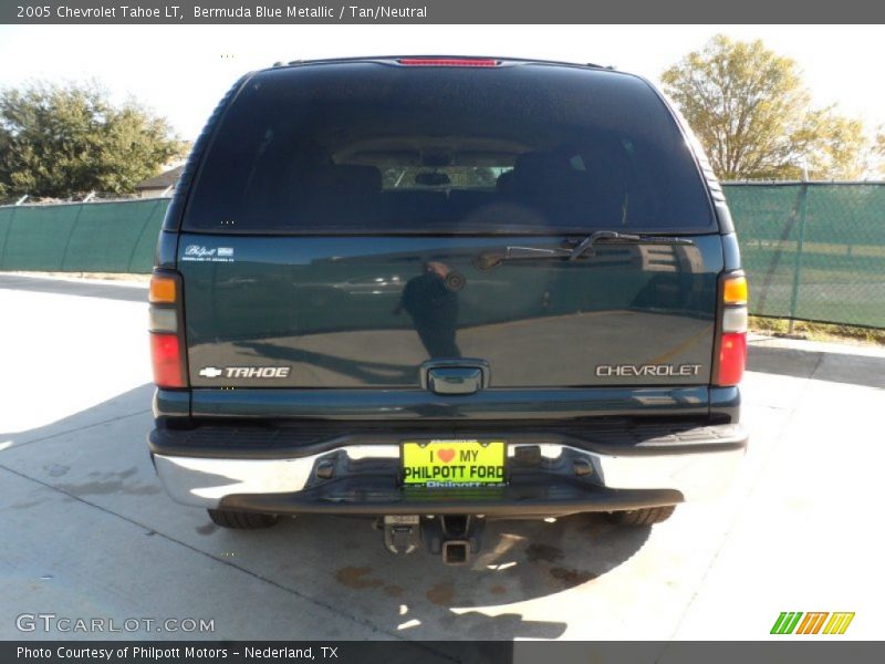 Bermuda Blue Metallic / Tan/Neutral 2005 Chevrolet Tahoe LT