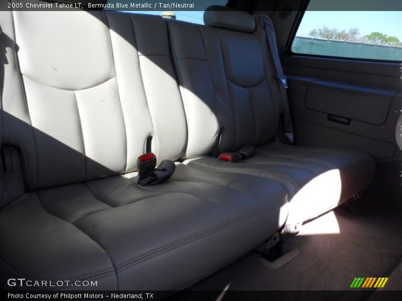 Bermuda Blue Metallic / Tan/Neutral 2005 Chevrolet Tahoe LT