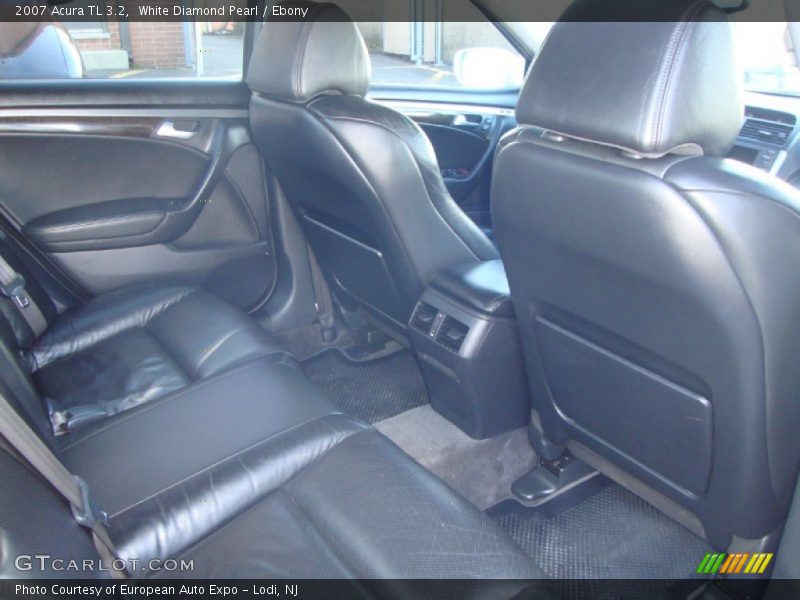 White Diamond Pearl / Ebony 2007 Acura TL 3.2
