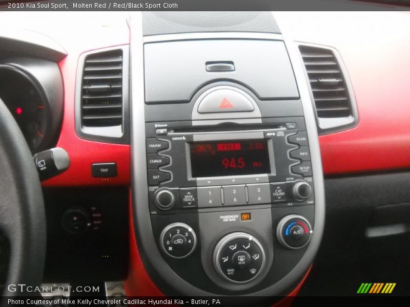 Molten Red / Red/Black Sport Cloth 2010 Kia Soul Sport