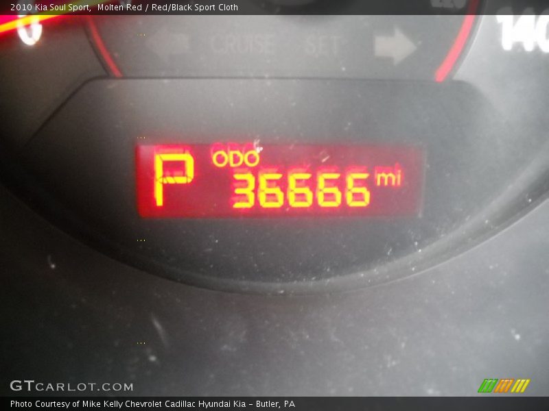 Molten Red / Red/Black Sport Cloth 2010 Kia Soul Sport
