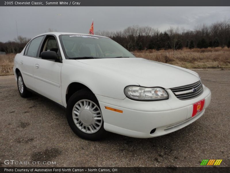 Summit White / Gray 2005 Chevrolet Classic
