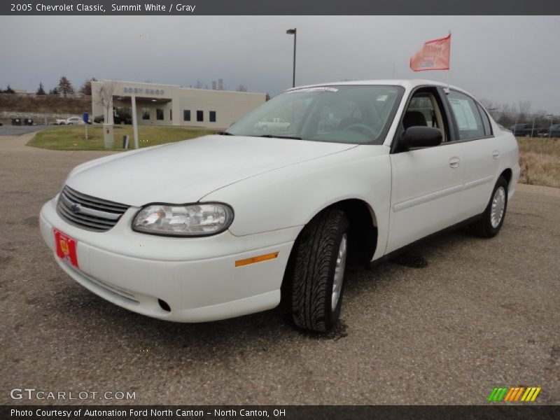 Summit White / Gray 2005 Chevrolet Classic